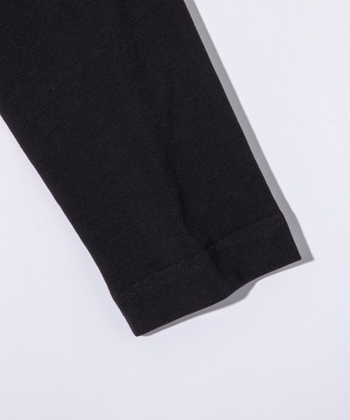 AMI Alexandre Mattiussi（アミアレクサンドルマテュッシ）の「AMI PARIS ADC AMI DE COEUR EMBROIDERY LONG SLEEVES TSHIRT アミ パリス アミハート刺繍 オーガニックコットン ヘビージャージー ロングスリーブ Tシャツ（Tシャツ/カットソー・レディース・ブラック・LARGE/MEDIUM）」の5枚目の写真