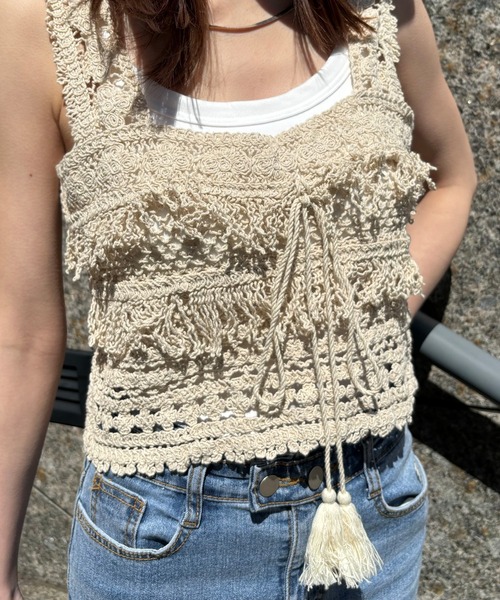 ISOOK(アイスー)の「【ISOOK / アイスー】クロシェビスチェ / サマーニット ボヘミアン クロップド丈 クロシェニット タンクトップ ZOZOTOWN限定(タンクトップ・レディース・アイボリー/ベージュ・FREE)」の16枚目の写真