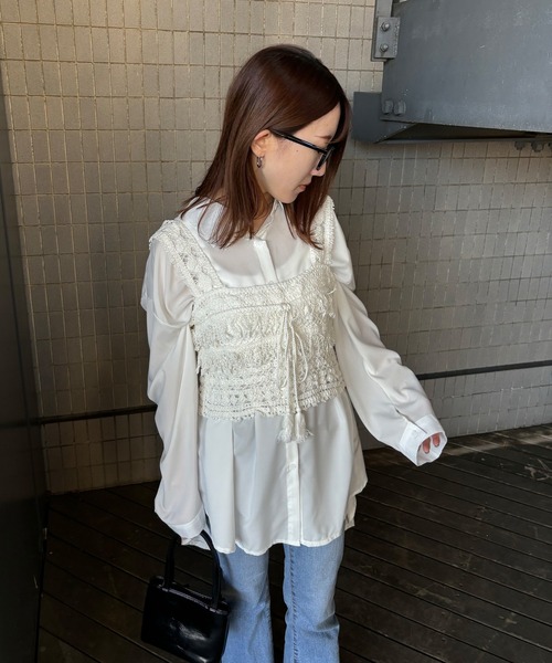 ISOOK(アイスー)の「【ISOOK / アイスー】クロシェビスチェ / サマーニット ボヘミアン クロップド丈 クロシェニット タンクトップ ZOZOTOWN限定(タンクトップ・レディース・アイボリー/ベージュ・FREE)」の6枚目の写真