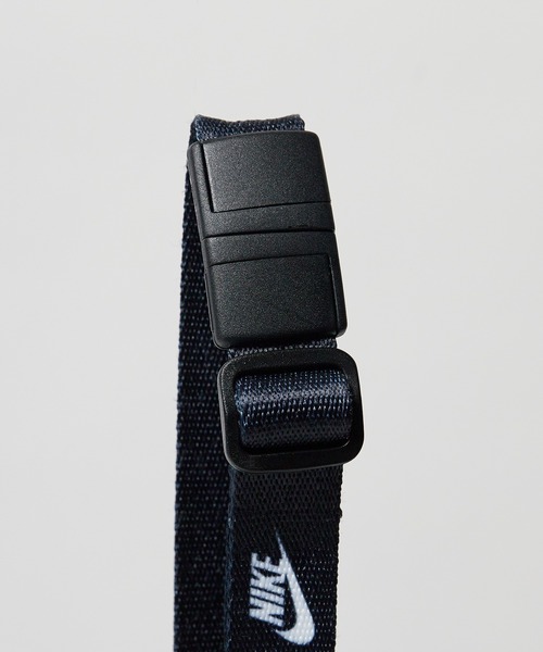 NIKE(ナイキ)の「NIKE/ナイキ クラブフォーンクロスボディーバッグ 2026年春夏 再入荷(ボディバッグ/ウエストポーチ・メンズ・レッド/ブラック/ブルー/シルバー・FREE)」の8枚目の写真