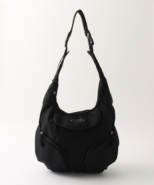 417 EDIFICE（フォーワンセブンエディフィス）の「BASELBASEL  APEX WRAPSLING BAG（ショルダーバッグ・メンズ・ブラック/チャコールグレー・FREE）」の3枚目の写真