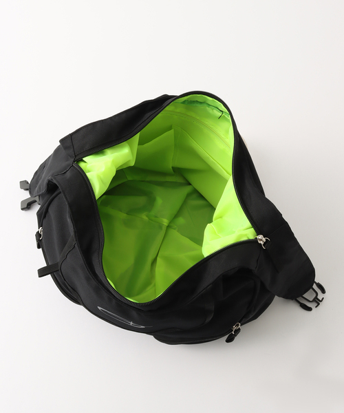 417 EDIFICE（フォーワンセブンエディフィス）の「BASELBASEL  APEX WRAPSLING BAG（ショルダーバッグ・メンズ・ブラック/チャコールグレー・FREE）」の7枚目の写真