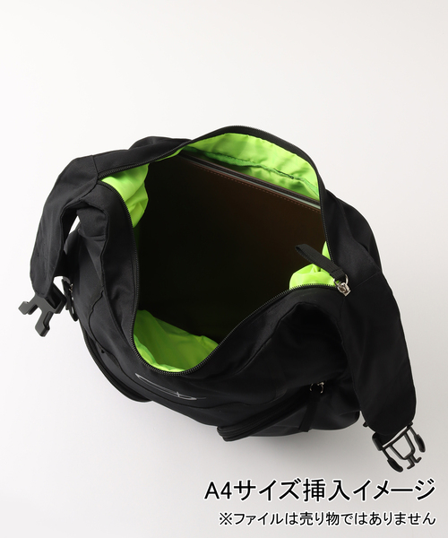 417 EDIFICE（フォーワンセブンエディフィス）の「BASELBASEL  APEX WRAPSLING BAG（ショルダーバッグ・メンズ・ブラック/チャコールグレー・FREE）」の9枚目の写真