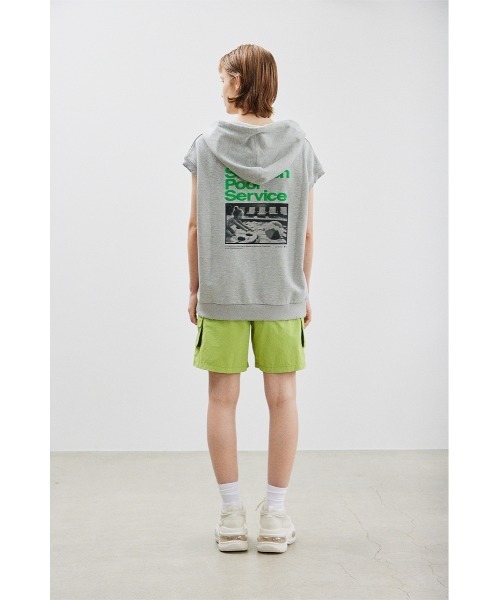 THROW by SLY(スローバイスライ)の「THROW 16 x THROW SW N/S ZIP PK シックスティーン スロー スウェット ノースリーブ ジップ パーカー(パーカー・レディース・ブラック/杢グレー/ブルー・FREE)」の3枚目の写真