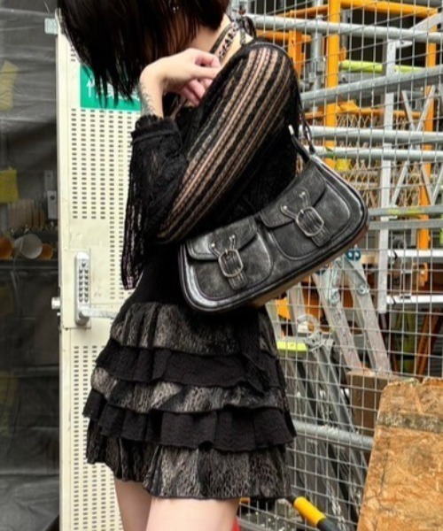 XU（エックスユー）の「ストリートブランド XU エックスユー frill lace cardigan フリルカーディガン フリルボレロ レースカーディガン シースルーカーディガン シースルートップス クロップ丈カーディガン 長袖カーディガン 長袖トップス  韓国ファッション 韓国ストリート ストリートファッション（カーディガン/ボレロ・レディース・ブラック/アイボリー・ONE SIZE）」の9枚目の写真