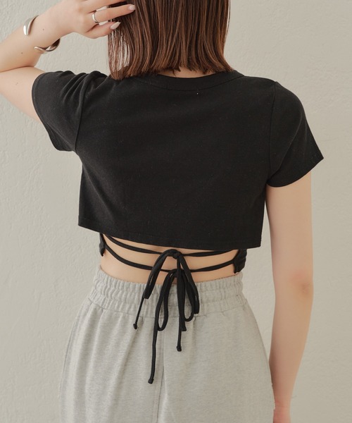 Chico(チコ)の「【ZOZOTOWN限定/REVIVAL】ウエストリボンロゴ刺繍チビT(Tシャツ/カットソー・レディース・ホワイト/ベージュ/ブラック・FREE)」の15枚目の写真