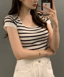 スクエアネックリブTシャツ