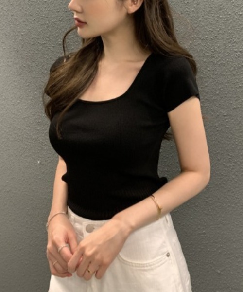 PIN（ピン）の「スクエアネックリブTシャツ（Tシャツ/カットソー・レディース・ブラック/ホワイト/グリーン/ストライプ/ベージュ・FREE）」の2枚目の写真