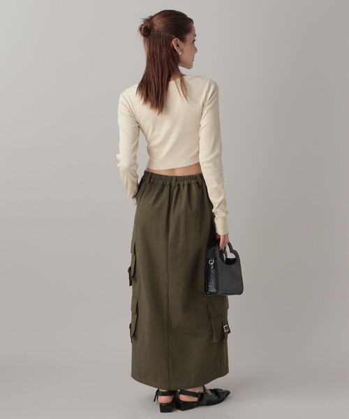 FOREVER 21(フォーエバー トゥエンティーワン)の「【2024FW】リブロゴコンパクトTシャツ(Tシャツ/カットソー・レディース・カーキ/ナチュラル/グレー・FREE)」の21枚目の写真