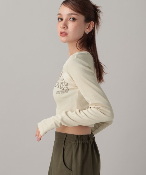 FOREVER 21(フォーエバー トゥエンティーワン)の「【2024FW】リブロゴコンパクトTシャツ(Tシャツ/カットソー・レディース・カーキ/ナチュラル/グレー・FREE)」の22枚目の写真