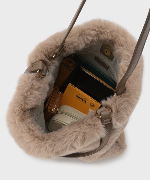 【セール】【フェイクファー】ウィンタートートバッグ（トートバッグ）｜INDIVI（インディヴィ）