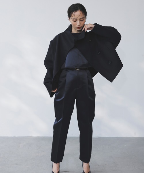 スタンドネックリバーショートコート