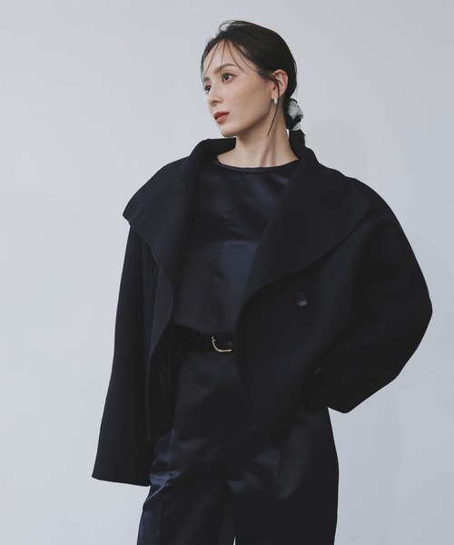 スタンドネックリバーショートコート