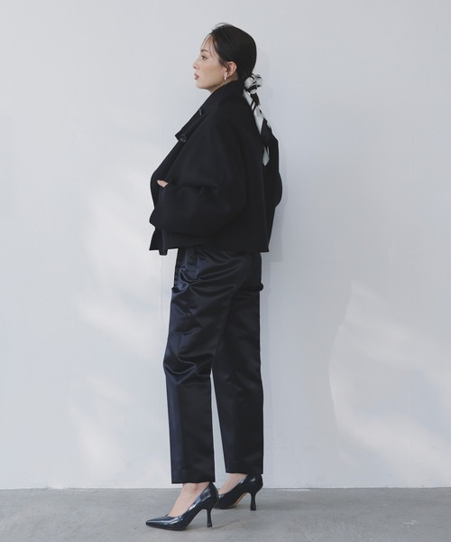 スタンドネックリバーショートコート