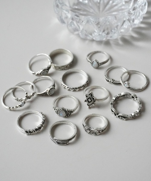 Port（ポート）の「【 Port / ポート 】 15ピース ストーンデコレーション リング / セットリング（リング・レディース・シルバー系その他/ブラック/シルバー・FREE）」の7枚目の写真