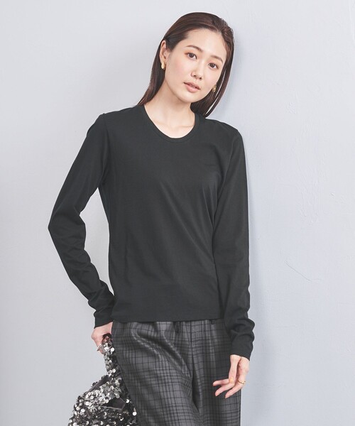 UNITED ARROWS(ユナイテッドアローズ)の「Uネック ロングスリーブ Tシャツ(Tシャツ/カットソー・レディース・ホワイト/ブラック/レッド・FREE)」の6枚目の写真