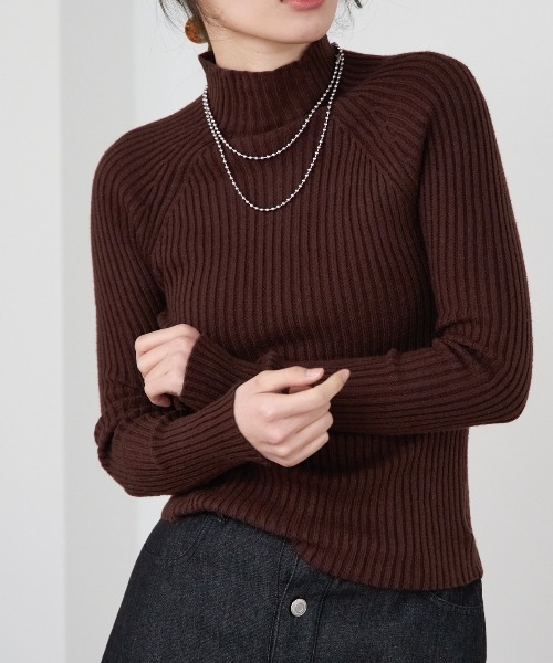 TRIANGLE PALETTE（トライアングルパレット）の「春先にもおすすめ ボトルネックリブニットプルオーバー/モックネック（ニット/セーター・レディース・グレー/ブラック/ホワイト/レッド/ベージュ/ブラウン/ホワイト系その他/ブラック系その他/ブラウン系その他・FREE）」の6枚目の写真