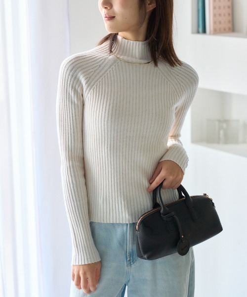 TRIANGLE PALETTE（トライアングルパレット）の「春先にもおすすめ ボトルネックリブニットプルオーバー/モックネック（ニット/セーター・レディース・グレー/ブラック/ホワイト/レッド/ベージュ/ブラウン/ホワイト系その他/ブラック系その他/ブラウン系その他・FREE）」の17枚目の写真