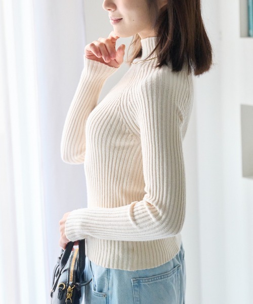 TRIANGLE PALETTE（トライアングルパレット）の「春先にもおすすめ ボトルネックリブニットプルオーバー/モックネック（ニット/セーター・レディース・グレー/ブラック/ホワイト/レッド/ベージュ/ブラウン/ホワイト系その他/ブラック系その他/ブラウン系その他・FREE）」の19枚目の写真