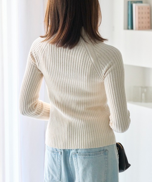 TRIANGLE PALETTE（トライアングルパレット）の「春先にもおすすめ ボトルネックリブニットプルオーバー/モックネック（ニット/セーター・レディース・グレー/ブラック/ホワイト/レッド/ベージュ/ブラウン/ホワイト系その他/ブラック系その他/ブラウン系その他・FREE）」の20枚目の写真