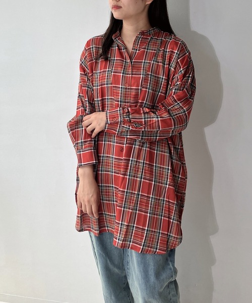 AS KNOW AS plus（アズノゥアズプラス）の「◇切り替えきりりとシャツチュニック（チュニック・レディース・ブラック系その他/ブラック系/アイボリー系/レッド系・FREE）」の11枚目の写真