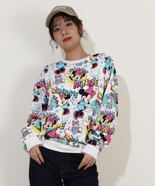 Disney(ディズニー)の「親子お揃い ディズニー 総柄 トレーナー 9845A(スウェット・レディース・ホワイト系2/ホワイト系1・XL/L/M/S)」の2枚目の写真