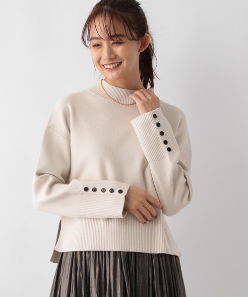 GLOBAL WORK（グローバルワーク）の「メルティ袖ボタンスタンドプルオーバー/139318（ニット/セーター・レディース・グレー×ホワイト/シルバー系その他2/セージグリーン/ロイヤルブルー/ホワイト×ネイビー/チェリーレッド/ブラック/グレイッシュベージュ/ライトイエロー/ベビーピンク/ネイビー×ホワイト・LARGE/MEDIUM）」の5枚目の写真