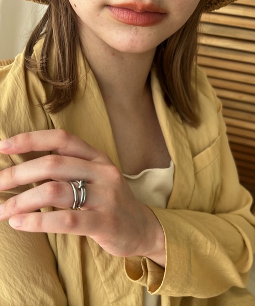 ciite'(シーテ)の「【 金属アレルギー対応 】 結び目リング&シンプルリング 2個セット サージカルステンレス(リング・レディース・ゴールド/シルバー・FREE)」の5枚目の写真