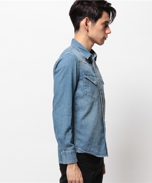 SHIPS JET BLUE（シップスジェットブルー）の「SHIPS JET BLUE: ユーズドライク デニムウェスタンシャツ（シャツ/ブラウス・メンズ・ブルー・LARGE/SMALL/MEDIUM）」の2枚目の写真