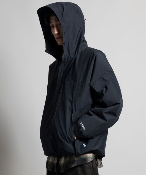 Phenix フェニックス ウインドシェル phenix（プラスフェニックス）の「+phenix/プラスフェニックス