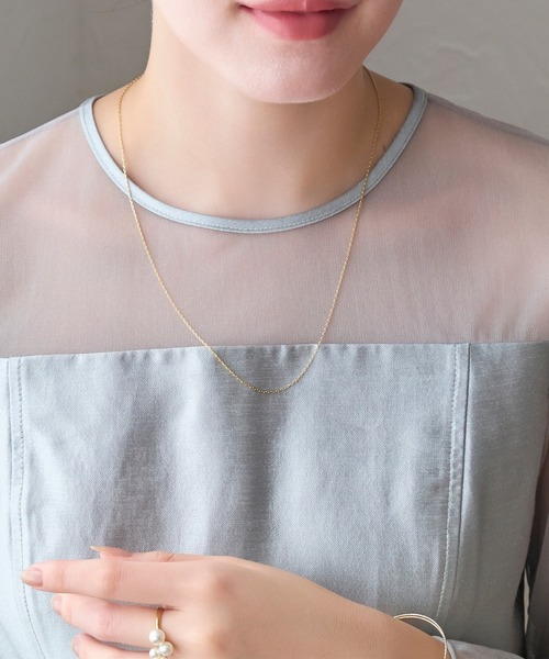 Phoebe（フィービィー）の「2setメタルレイヤードネックカフ&ネックレス/チョーカー（チョーカー・レディース・シルバー/イエローゴールド・FREE）」の3枚目の写真