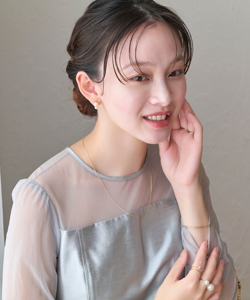 Phoebe（フィービィー）の「2setメタルレイヤードネックカフ&ネックレス/チョーカー（チョーカー・レディース・シルバー/イエローゴールド・FREE）」の4枚目の写真