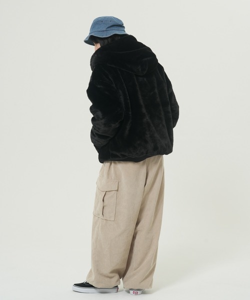 CORISCO（コリスコ）の「ファーブルゾン(M1)（ブルゾン・メンズ・ベージュ/その他1/その他2/その他3/ホワイト/ブラック/グレー/ブルー/シルバー・MEDIUM/LARGE/X-LARGE）」の18枚目の写真