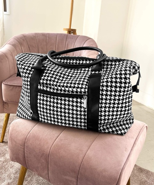 Julia Boutique（ジュリアブティック）の「千鳥柄トラベルバッグ