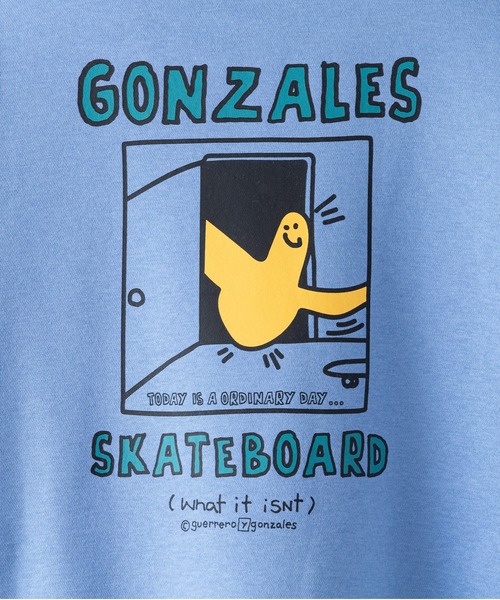 (What it isNt)ART BY MARKGONZALES(ワットイットイズント)の「【(What it isNt)ART BY MARKGONZALES / (ワットイットイズント) アートバイマークゴンザレス リラックスフィット バックプリント 裏起毛 クルーネックトレーナー ユニセックス(スウェット・メンズ・ホワイト系その他2/ホワイト系その他/ゴールド系その他/ブルー系その他/ピンク系その他2/グリーン系その他2・X-LARGE/LARGE/MEDIUM)」の12枚目の写真