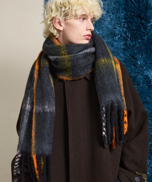 MAISON SPECIAL(メゾンスペシャル)の「《UNISEX》Wool Volume Scarf/ウールボリュームスカーフ【MAISON SPECIAL/メゾンスペシャル】(マフラー・メンズ・チャコールグレー/サックスブルー/グリーン/ブラウン/その他5/その他3/その他2/その他1/その他4/ブラック・FREE)」の7枚目の写真