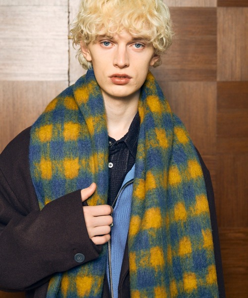 MAISON SPECIAL(メゾンスペシャル)の「《UNISEX》Wool Volume Scarf/ウールボリュームスカーフ【MAISON SPECIAL/メゾンスペシャル】(マフラー・メンズ・チャコールグレー/サックスブルー/グリーン/ブラウン/その他5/その他3/その他2/その他1/その他4/ブラック・FREE)」の16枚目の写真