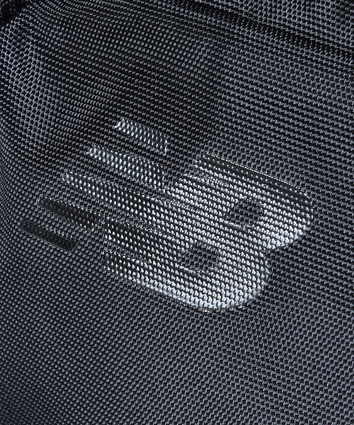 NEW BALANCE（ニューバランス）の「トップローディングバックパック 30L（ショルダーバッグ・メンズ・ブラック/グリーン系カモフラージュ/ブラック×ホワイト・ONE SIZE）」の7枚目の写真