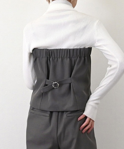 STYLEBLOCK（スタイルブロック）の「スーツ地ツイルベアトップ（シャツ/ブラウス・レディース・ライトベージュ/カーキ/ブラック/グレー・M）」の9枚目の写真