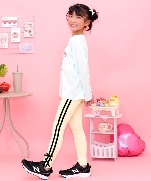 Bee des Bee（ビーデスビー）の「ラインリボンレギンス（レギンス/スパッツ・キッズ・ブラック/杢グレー/アイボリー・150cm/140cm/130cm/120cm/110cm/100cm）」の5枚目の写真