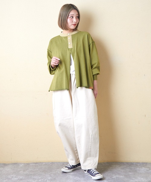 CUBE SUGAR（キューブシュガー）の「21/-OE天竺パウダー加工ヘンリーネックカーディガン（カーディガン/ボレロ・レディース・グレー系その他/グリーン/オレンジ・M）」の10枚目の写真