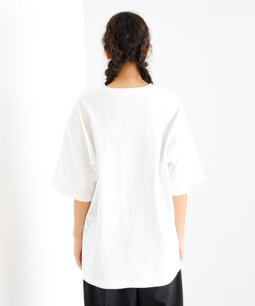 ABAHOUSE(アバハウス)の「【POLeR/ポーラー】 STUFF RELAX TEE/スタッフロゴ/リラックスTシャツ(Tシャツ/カットソー・メンズ・ホワイト/ブラック・M/L/XL)」の7枚目の写真