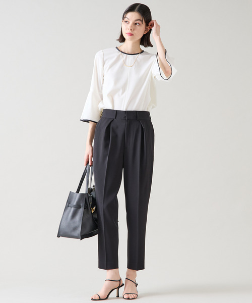 Tiara（ティアラ）の「タックテーパードパンツ（セットアップ可）（その他パンツ・レディース・グレー/ブラック/ピンク・2/3/4）」の13枚目の写真