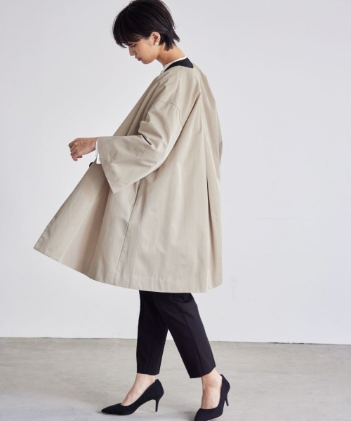 Callarus(カラルス)の「洗えるデザインノーカラーコート〔Callarus〕(ノーカラーコート・レディース・ベージュ/ブラック・LL/L/3L/M/S)」の17枚目の写真