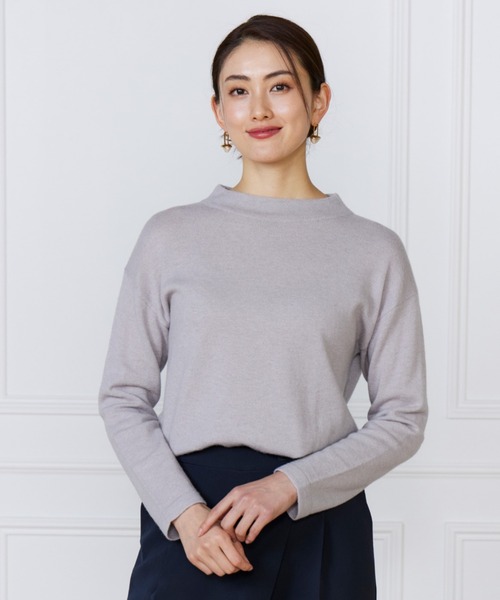 INED(イネド)の「【洗えるウール100%ニット】上品こなれモックネックニット(ニット/セーター・レディース・グレイッシュベージュ/オフホワイト/ベージュ/ネイビー・9号/11号)」の3枚目の写真