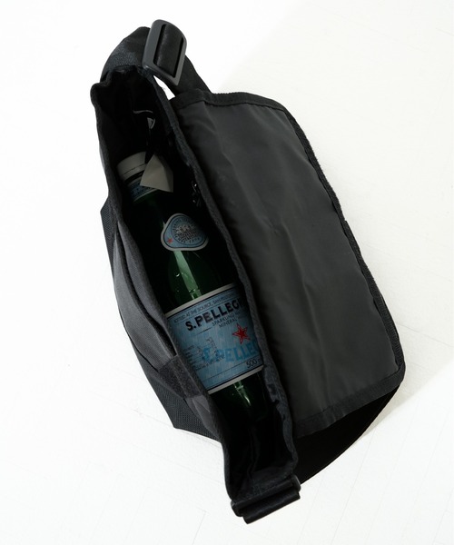 NEW ERA(ニューエラ)の「【NEW ERA/ニューエラ】SHOULDER BAG MINI(ショルダーバッグ・メンズ・ストーン/ブラック系その他/サンドベージュ/ブラック・FREE)」の17枚目の写真