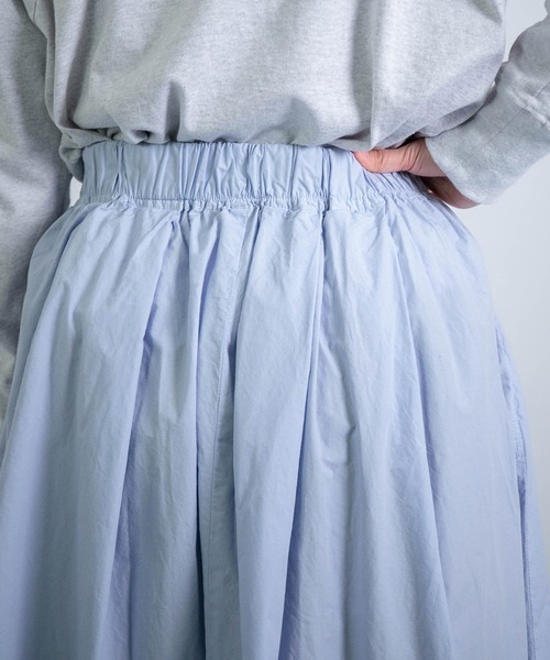 D.M.G.（ドミンゴ）の「[ D.M.G / ディーエムジー ] 50/1タイプライタークロス マキシ丈スカート（スカート・レディース・ライトブルー・FREE）」の15枚目の写真