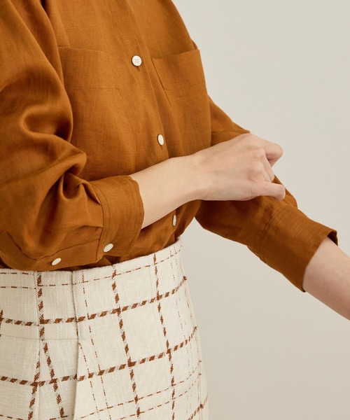 ROPE'（ロペ）の「【洗える】ヨーロピアンリネンベーシックシャツ/一部セットアップ対応（シャツ/ブラウス・レディース・ホワイト/ブラウン/ベージュ/ターコイズブルー・FREE）」の18枚目の写真