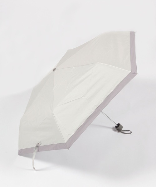GLOBAL WORK（グローバルワーク）の「エアかる晴雨兼用折り畳み/308292（折りたたみ傘・レディース・ホワイト系その他/ベージュ/ベージュ系その他5/ホワイト系その他7/グレー・FREE）」の2枚目の写真