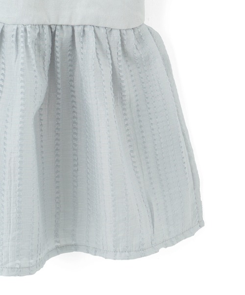 MILKFED.(ミルクフェド)の「FRILL CONVERTIBLE TOP(Tシャツ/カットソー・レディース・ブラック/ライトグレー/オフホワイト・ONE SIZE)」の7枚目の写真